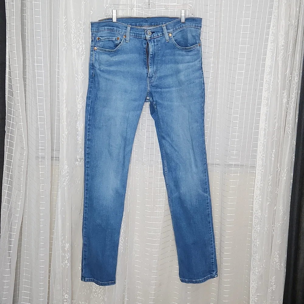 Levi's Distressed Medium Wash Denim Jeans Men's Size W36xL34